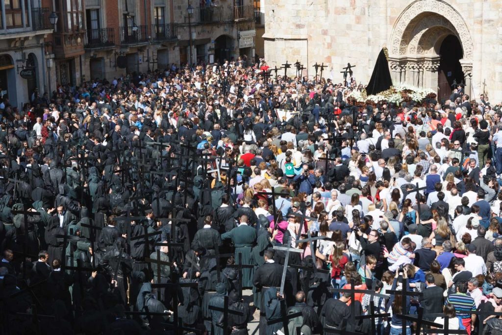 Entrada de La Soledad - Jesús Nazareno - Junta Pro Semana Santa de Zamora