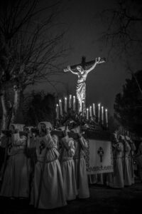 SEGUNDO PREMIO-FRANCISCO PÉREZ GONZÁLEZ -A LA LUZ DE LAS VELAS