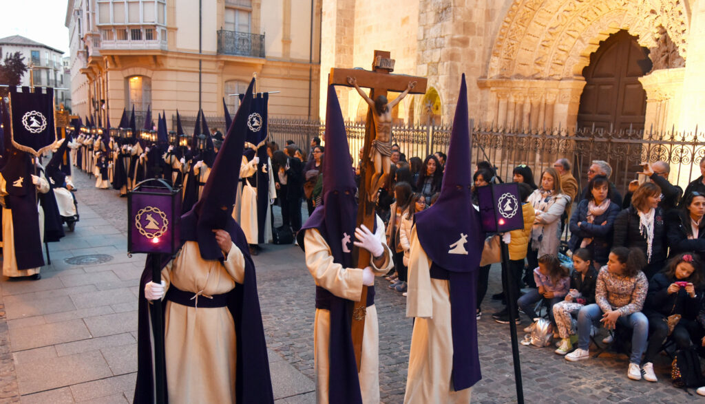 Procesión - Via Crucis Zamora - Junta Pro Semana Santa de Zamora